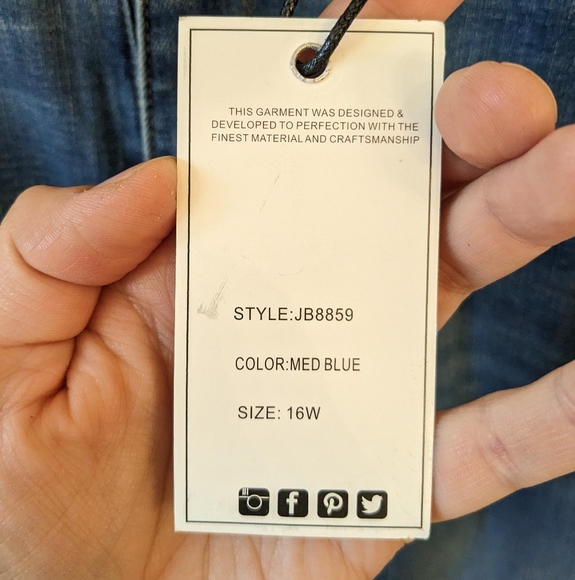 Judy Blue Los Angeles Mid Rise Skinny Fit Jeans - Picture 8 of 8